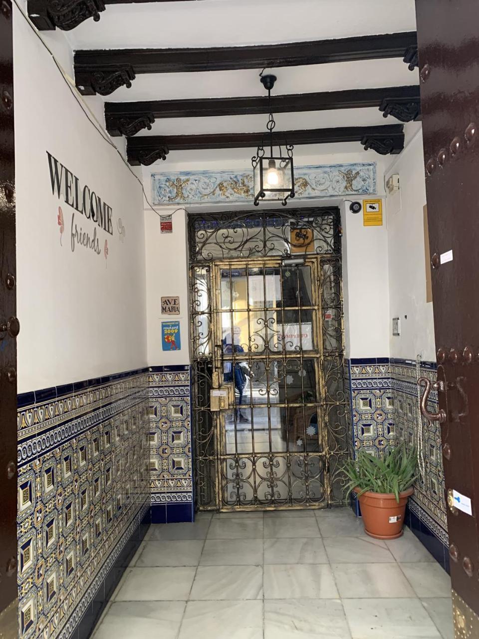 Giraldilla Hotel Sevilla Buitenkant foto